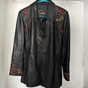 Kasper Women's 100%Leather Jacket Floral embroidery Button Closure|Black Multi~M